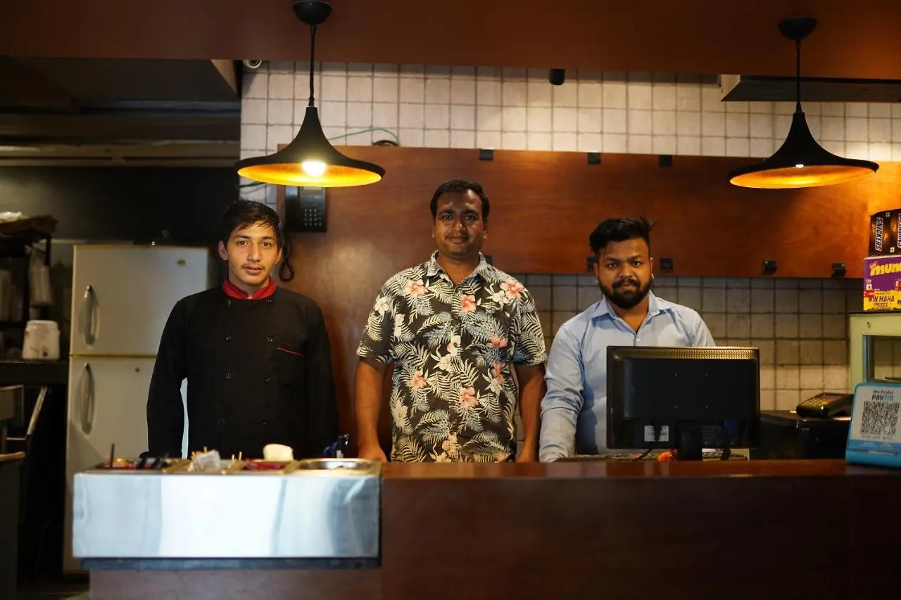 Fabhotel Naivara Boutique Udaipur Hotel