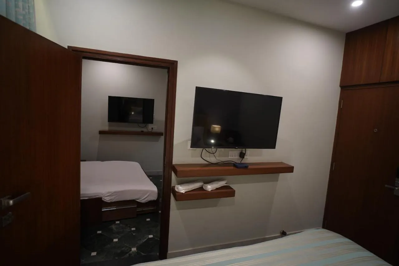 *** Hotel Fabhotel Naivara Boutique Udaipur Índia