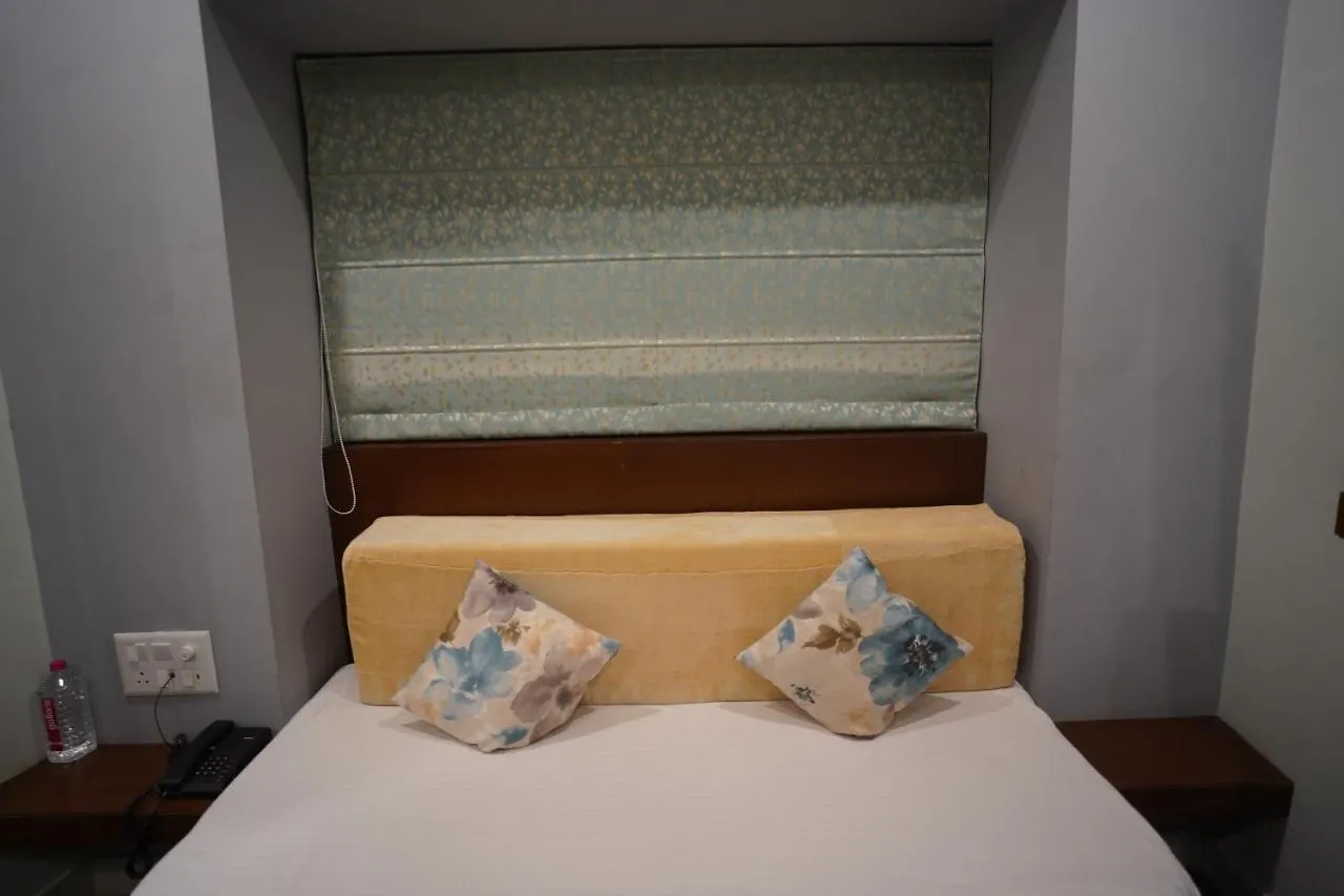 Fabhotel Naivara Boutique Udaipur Hotel