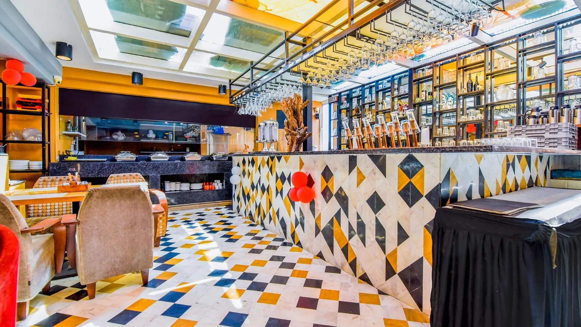 *** Hotel Fabhotel Naivara Boutique Udaipur Índia
